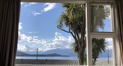 Te Anau Manapouri Lake Hotel