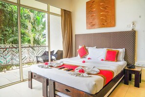 Deluxe Room | Desk, soundproofing, rollaway beds, free WiFi - Sharanam Green Resort (Calangute)