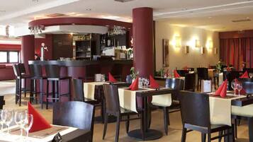 Daily buffet breakfast (EUR 10.50 per person)