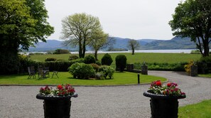 Property grounds - Loch Lein Country House (Killarney)