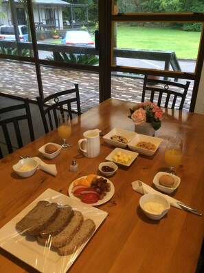 Daily full breakfast for a fee