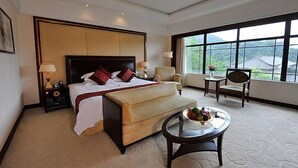 Living area - Zhe Jiang Hotel Hangzhou (Hangzhou)