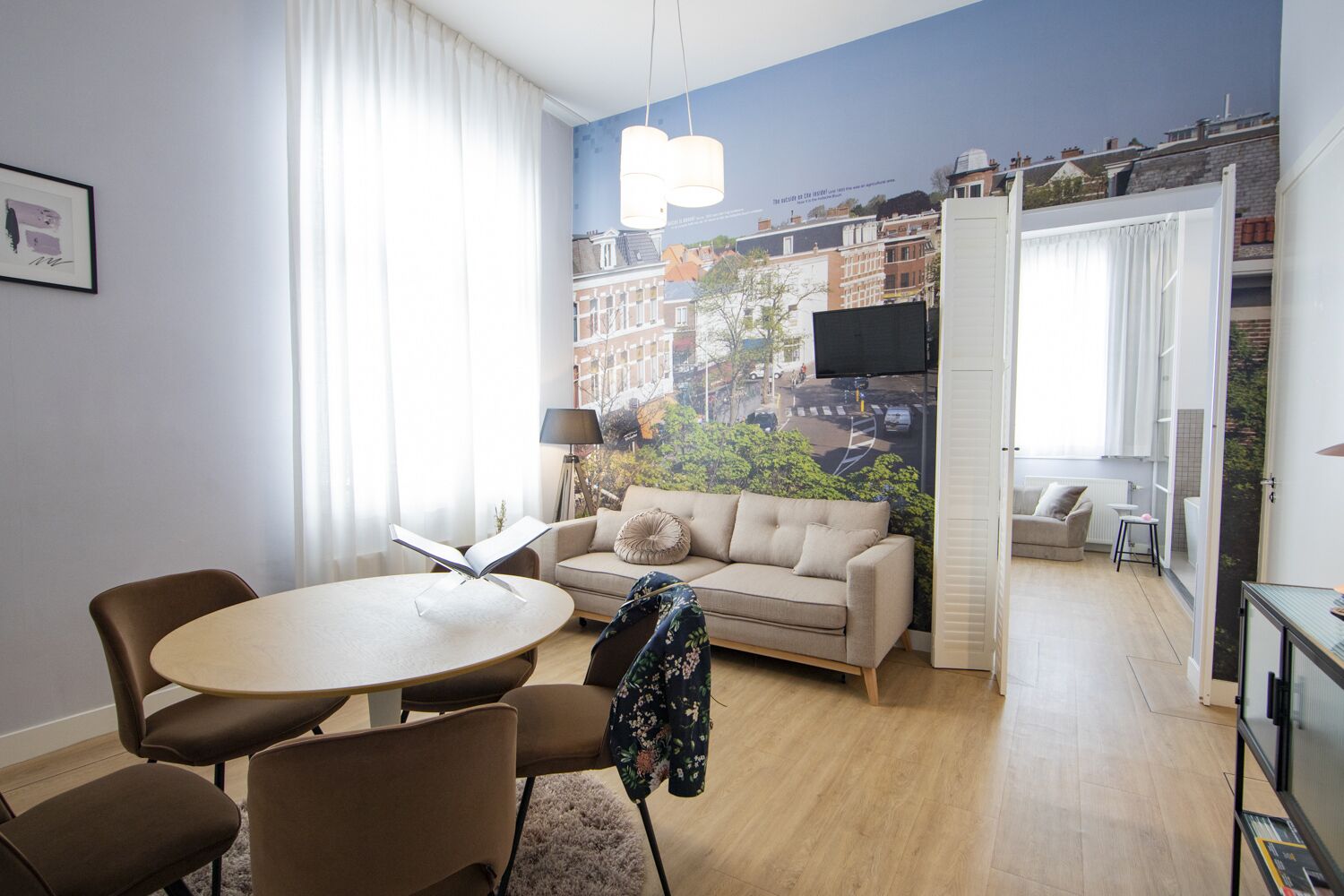 junior suite | hypo-allergenic bedding, minibar, in-room safe, individually decorated