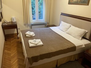 Habitación superior con 1 cama doble o 2 individuales | 1 dormitorio, sábanas de algodón egipcio, ropa de cama de alta calidad