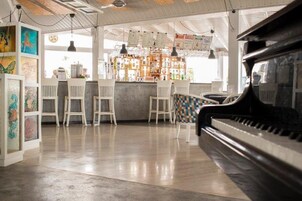 Bar (en la propiedad)