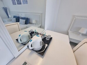 Standard Double Room | 1 bedroom, in-room safe, desk, blackout drapes
