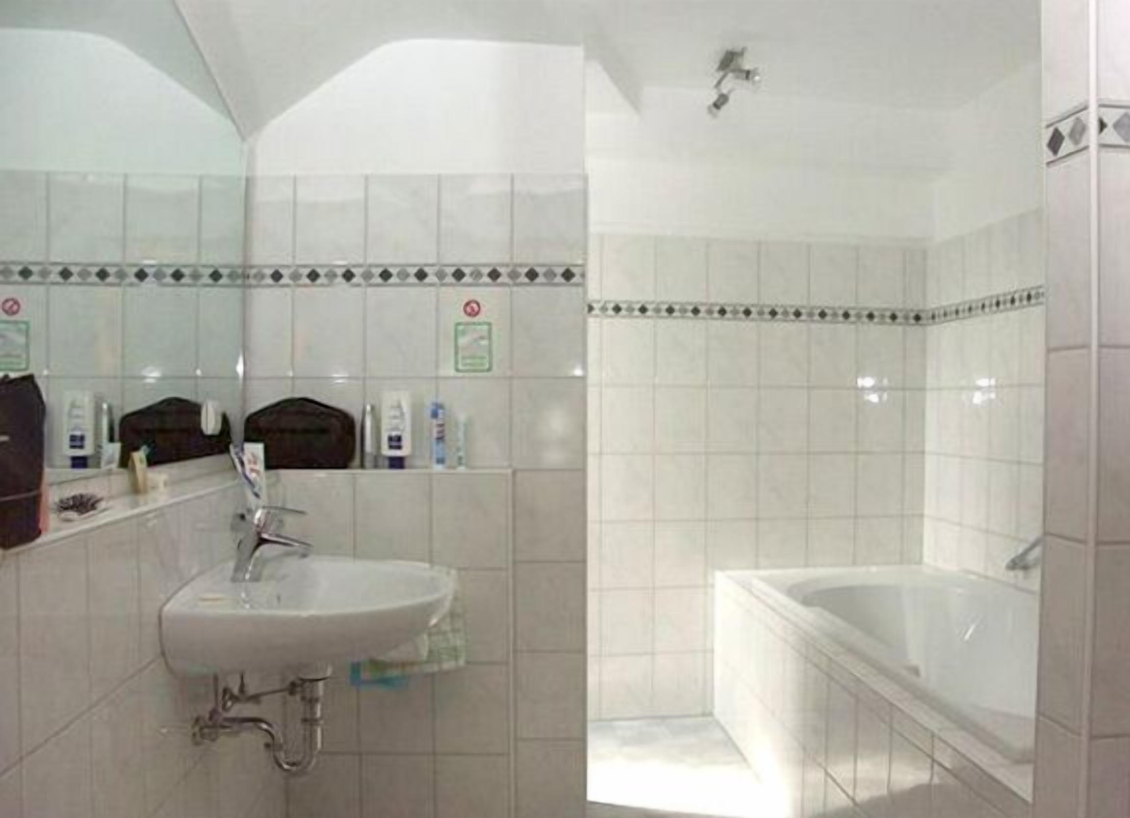 Foto - Hotel-Restaurant Weinhaus Grebel