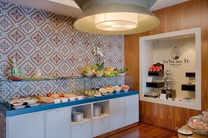 Desayuno continental todos los días (con cargo)