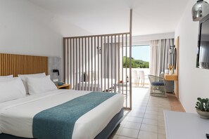 In-room safe, blackout drapes, free WiFi, bed sheets - Mare Village (Ierapetra)