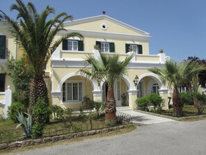 Exterior - Levant Hotel (Corfu)