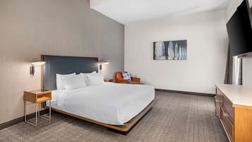 Suite, 1 chambre (Mobility Accessible, Roll-in Shower) | Literie de qualité supérieure, bureau