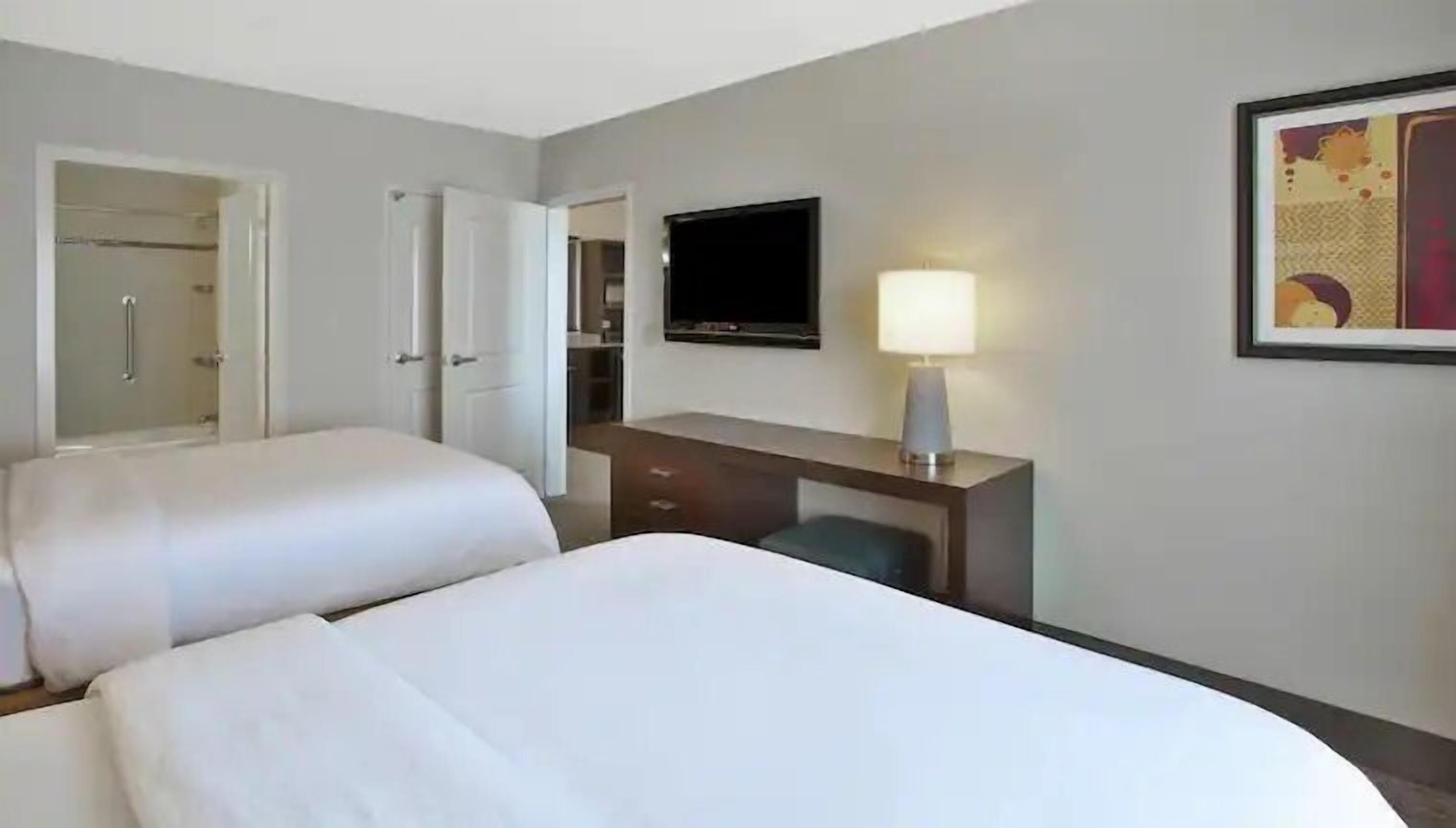 1 bedroom, pillowtop beds, in-room safe, desk