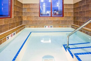 Indoor pool, pool loungers