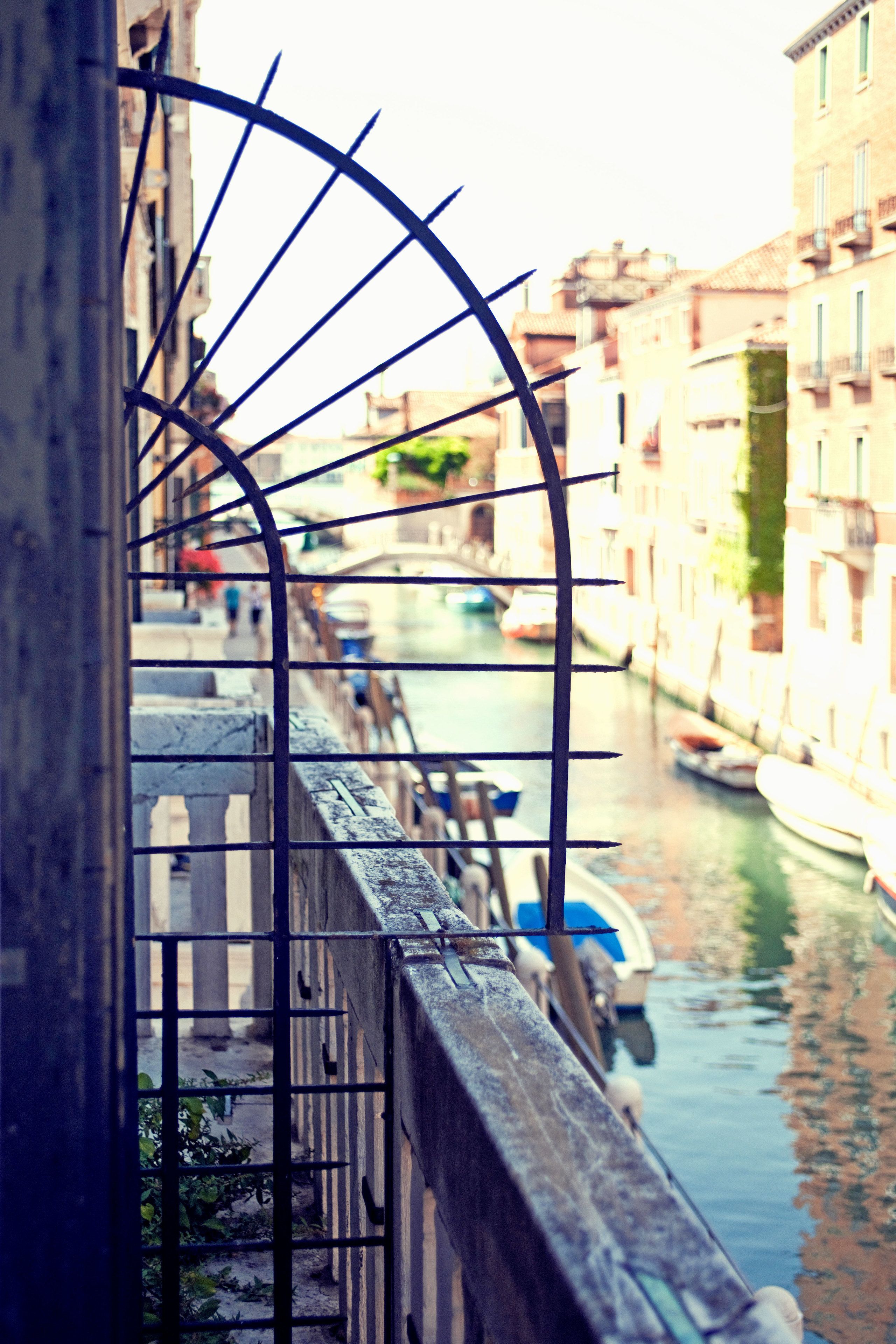 الإطلالة من المنشأة