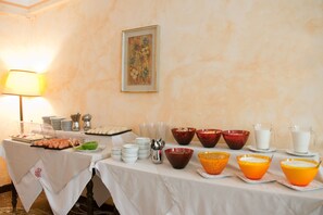 Breakfast area - Sonder Salute Palace (Venice)