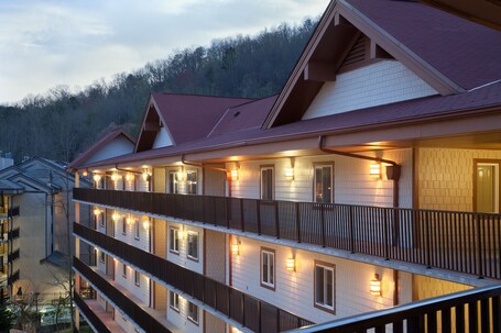Holiday Inn Club Vacations Smoky Mountain Resort, an IHG Hotel - Image 2