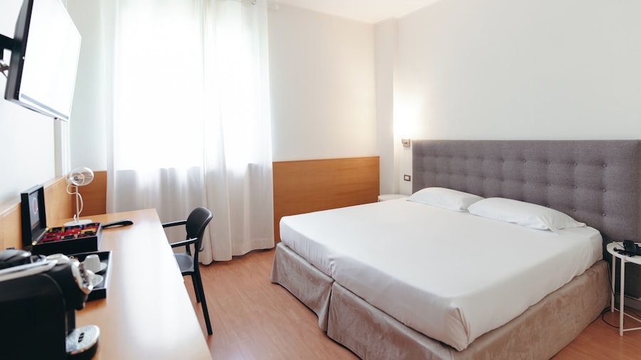 HOTEL EXCELSIOR BARI – BY FARACE HOTELS
