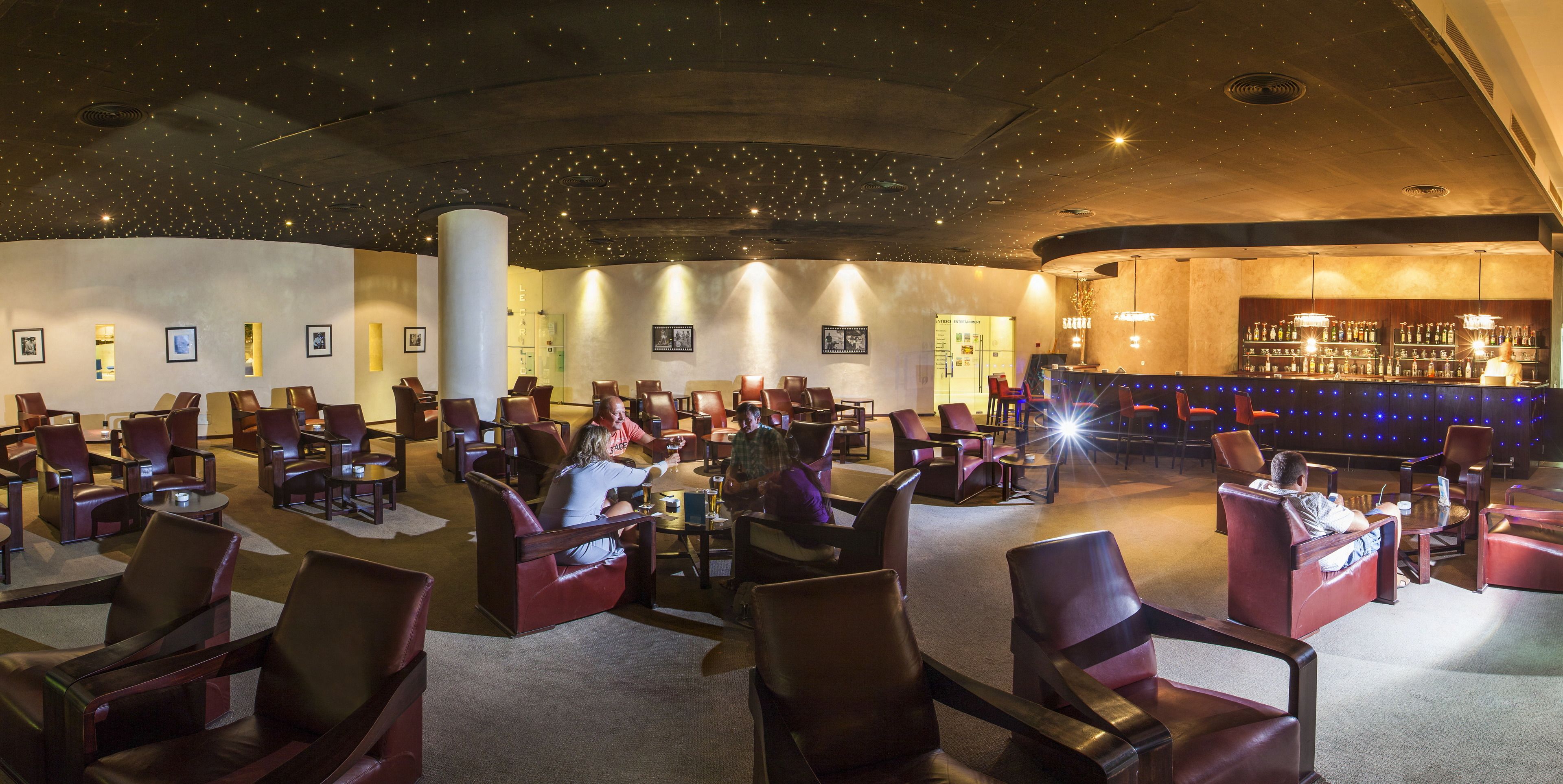 2 bars/lounges, poolside bar, beach bar