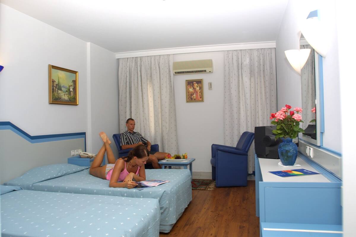 Minibar, desk, free cots/infant beds, rollaway beds