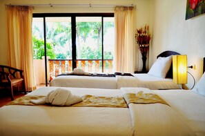 Superior Twin Room | View from room - Lanta Seafront Resort (Ko Lanta)