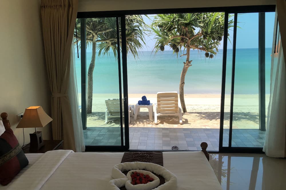 Lanta Seafront Resort