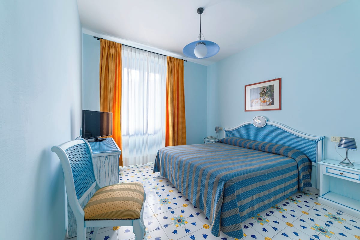 Chambre Standard | Literie hypoallergénique, minibar, coffres-forts dans les chambres