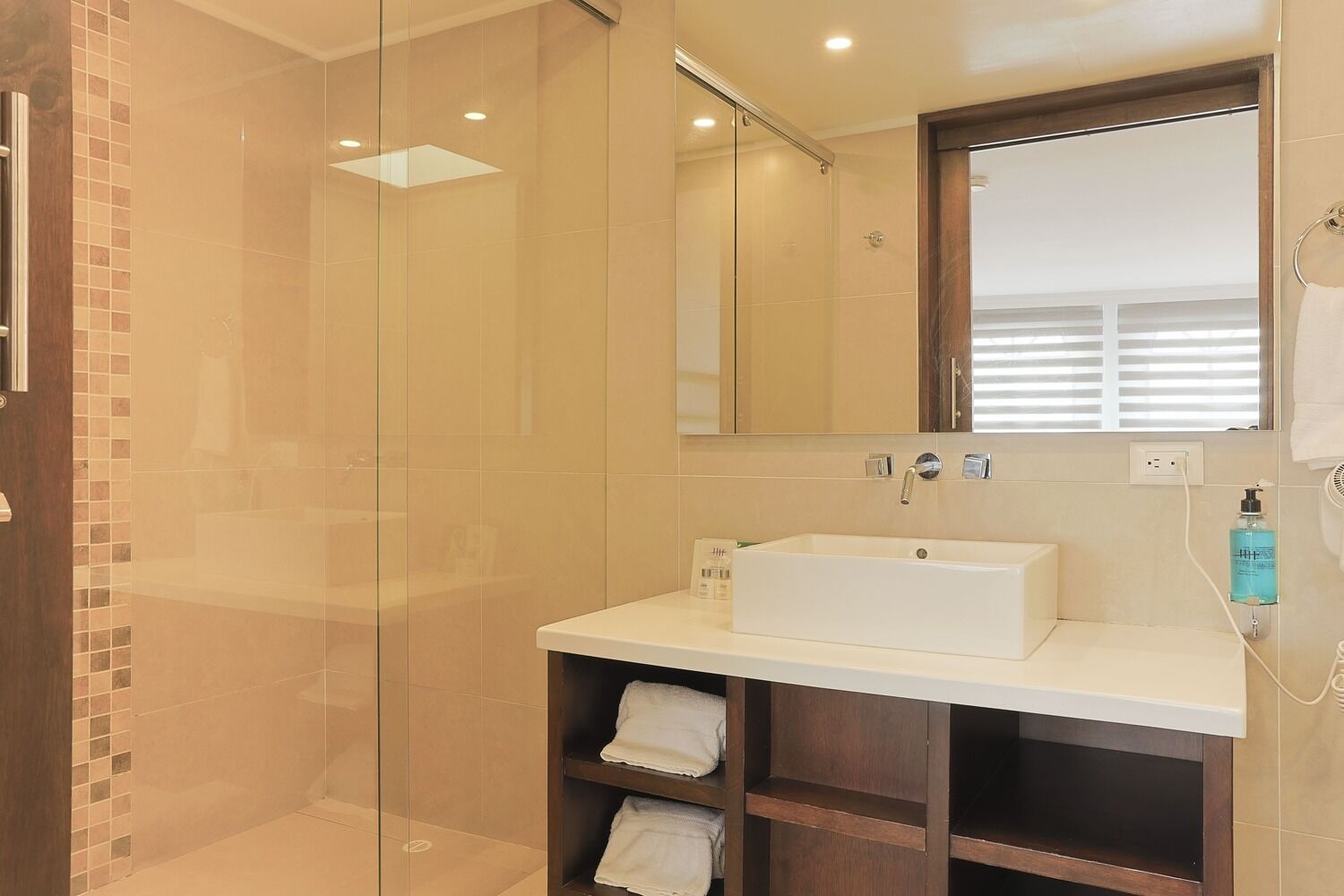 superior twin room | bathroom | shower, rainfall showerhead, free toiletries, hair dryer