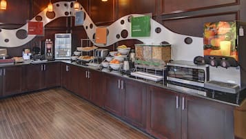 Desayuno para llevar incluido todos los días