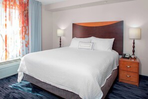 Premium bedding, memory-foam beds, desk, blackout curtains - Fairfield Inn & Suites by Marriott Gadsden (Gadsden)