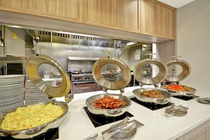 每日付費供應歐陸早餐