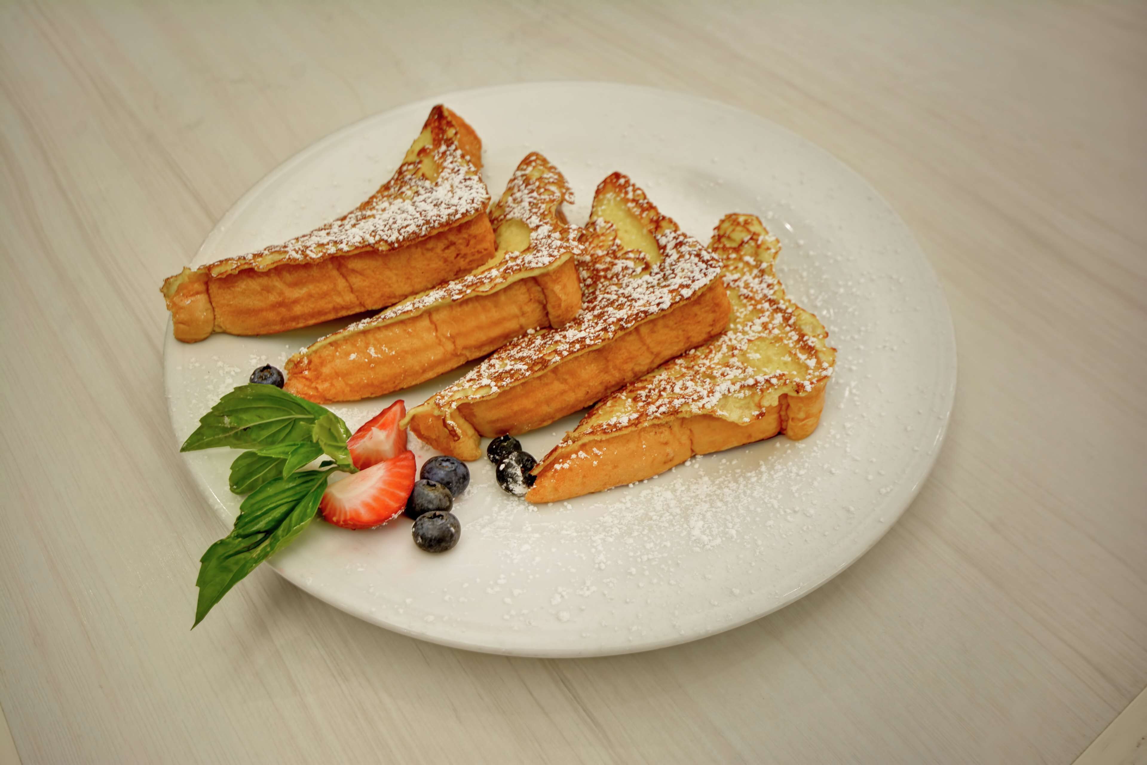 daily continental breakfast for a fee