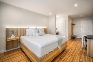 Camera Grand, 1 letto king | Ferro/asse da stiro, Wi-Fi gratuito, lenzuola