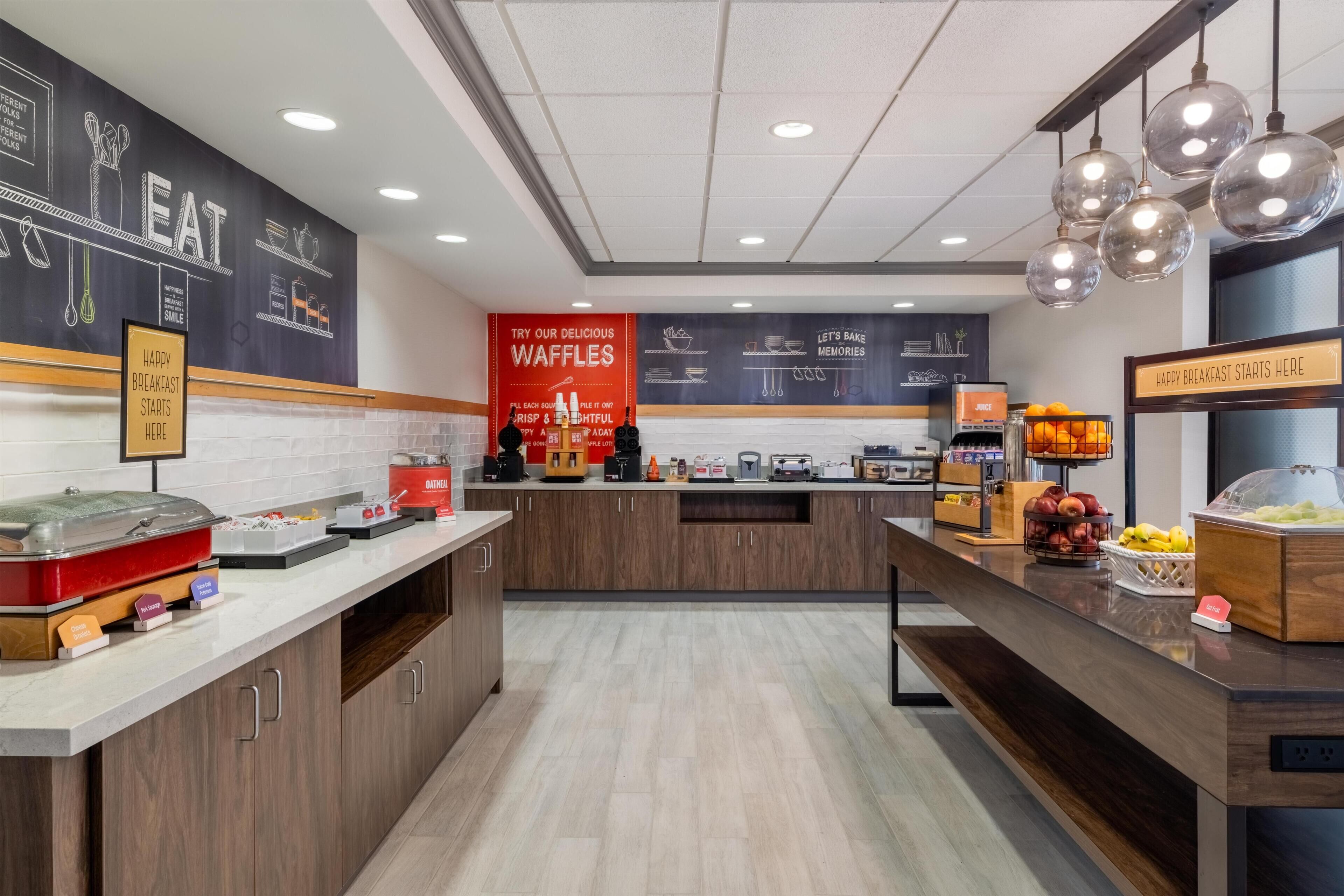 Buffet déjeuner gratuit tous les jours