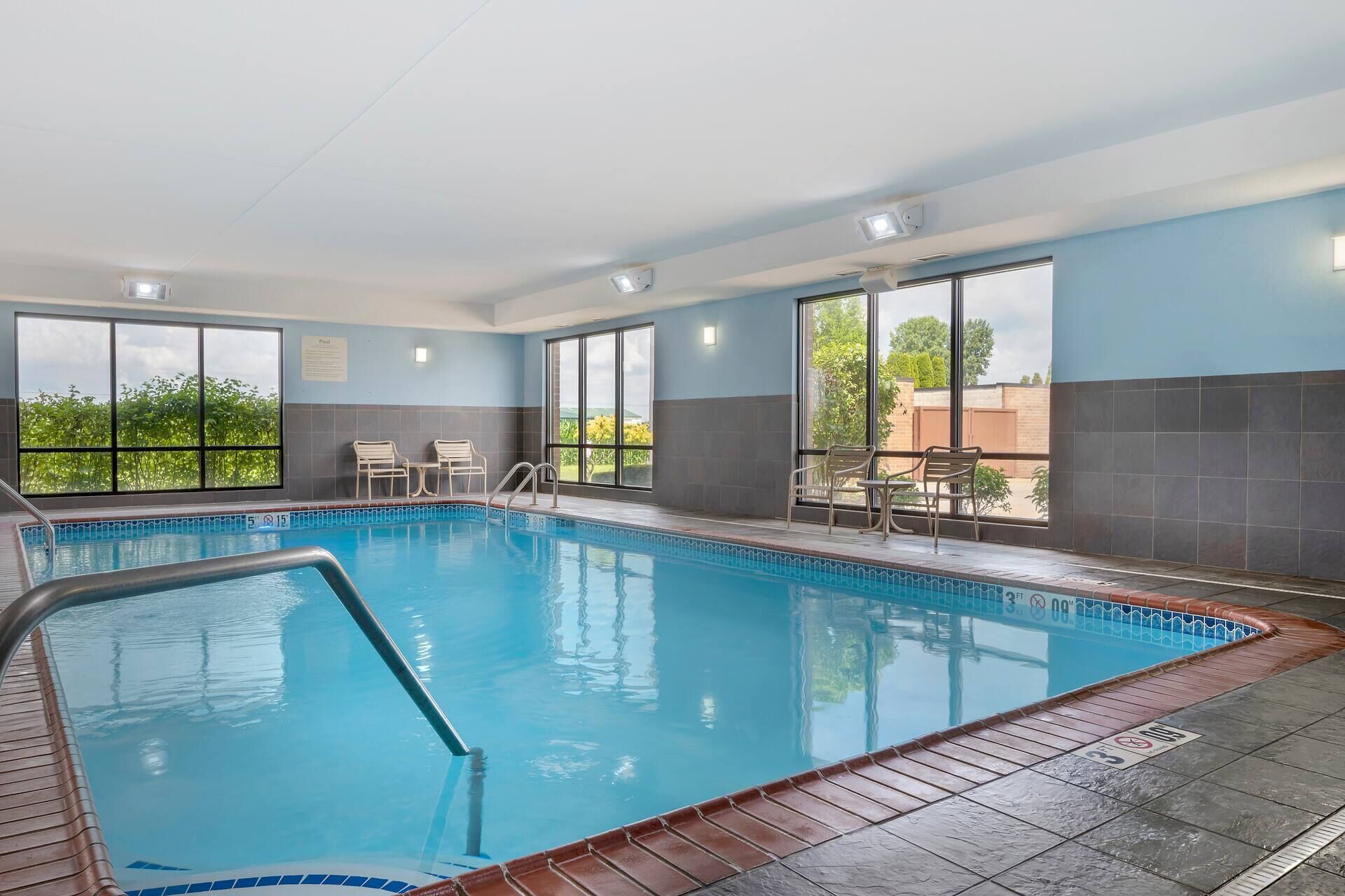 Piscine couverte