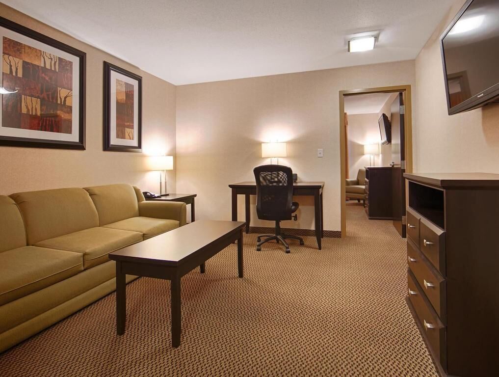 Living area | 55-inch flat-screen TV with cable channels, TV, foosball