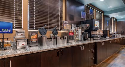 Best Western Bonnyville Inn & Suites