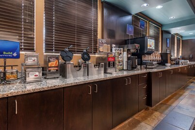 Best Western Bonnyville Inn & Suites