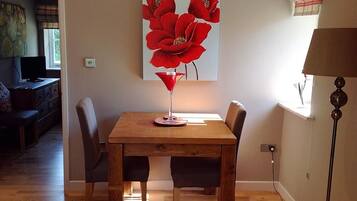 อพาร์ทเมนท์, ห้องน้ำในตัว | ร้านอาหาร