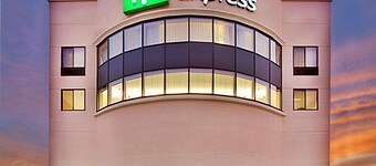 Holiday Inn Express Waterloo Cedar Falls by IHG