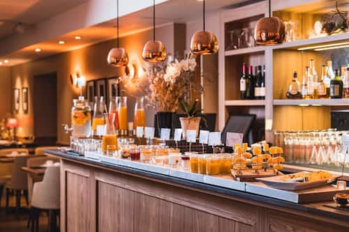 Daily buffet breakfast for a fee