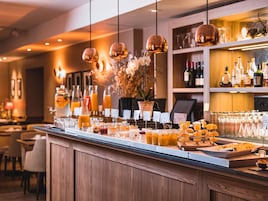 Desayuno buffet todos los días (con cargo)