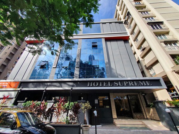 Exterior - Hotel Supreme (Mumbai)
