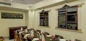 Dining - Hotel Kanchandeep (Jaipur)
