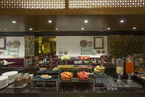 Daily buffet breakfast (INR 375 per person) - Vesta Maurya Palace (Jaipur)