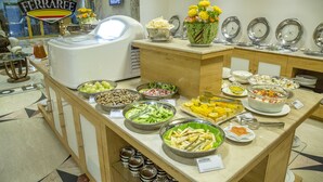 Dining - Benzz Park (Chennai)