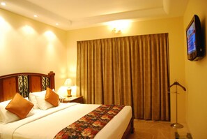 1 bedroom, premium bedding, minibar, in-room safe - Beverly Hotel (Chennai)