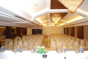 Meeting facility - Beverly Hotel (Chennai)