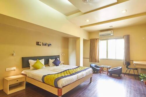 Super Deluxe Room (A/C) | Pillow-top beds, in-room safe, blackout curtains, soundproofing