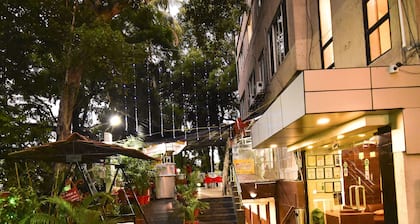 MY BIZZ HOTEL