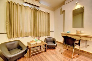 Super Deluxe Room (A/C) | Pillowtop beds, in-room safe, blackout drapes, soundproofing - MY BIZZ HOTEL (Pune)